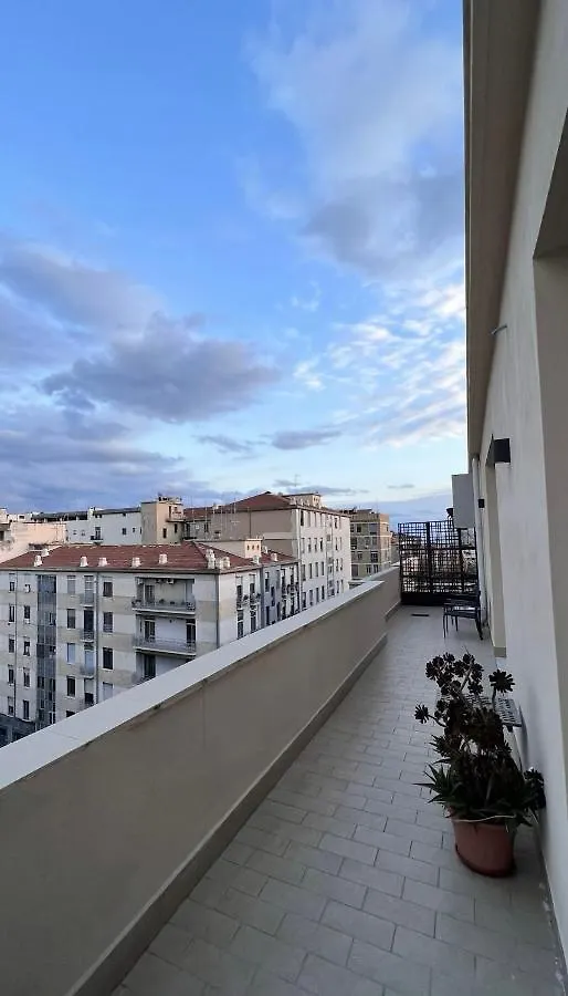 Ermes Apartment - Historic Centre Catánia